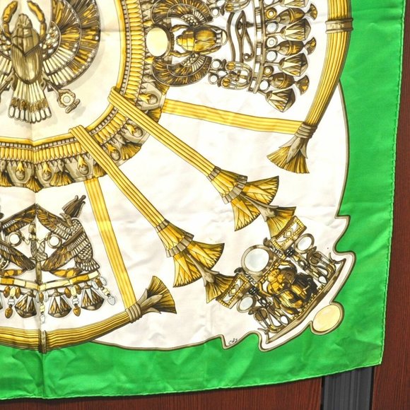 Authentic HERMES Carre 90 Scarf Egypt Motif Silk Green - Picture 6 of 12